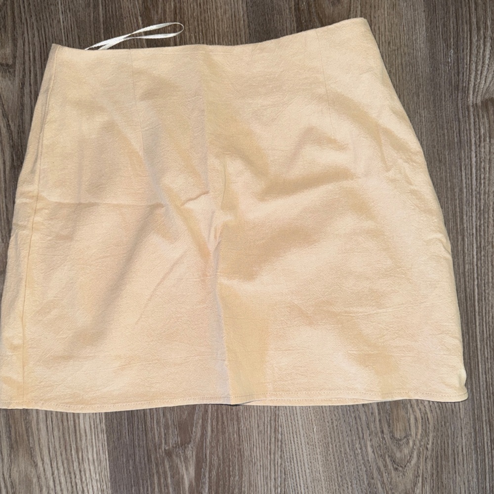 Boohoo skirt size 4